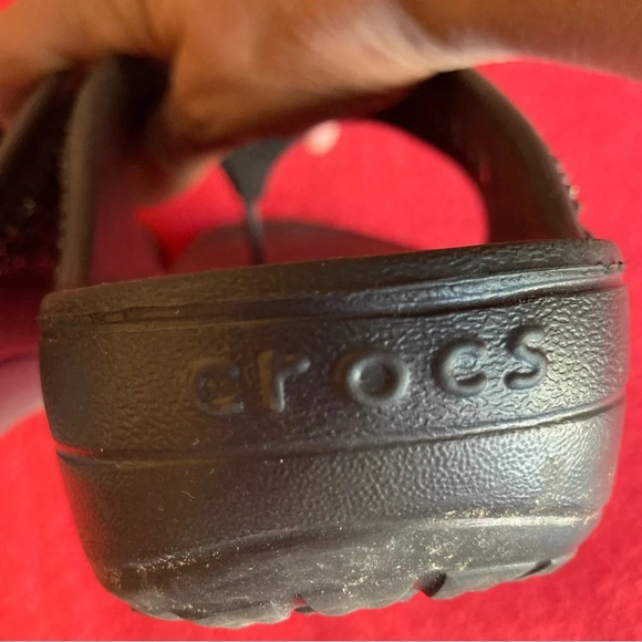 CROCS Sz 10 studded Front Post Platform Thing Style Slip On Sandals - Picture 7 of 12